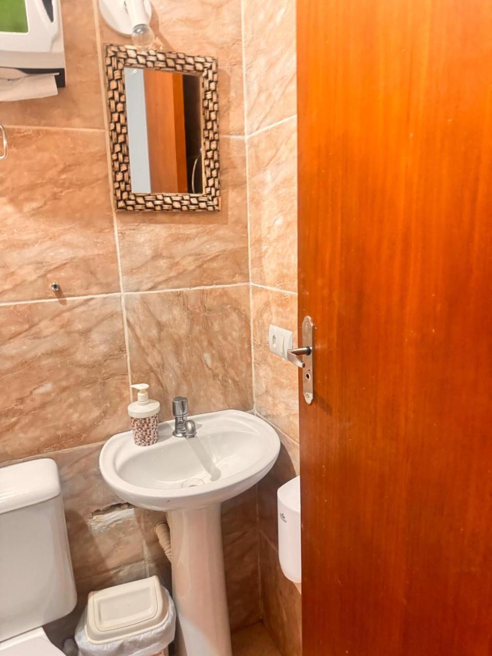 Hospedaria Solar 2 Apartment Ilhabela Luaran gambar