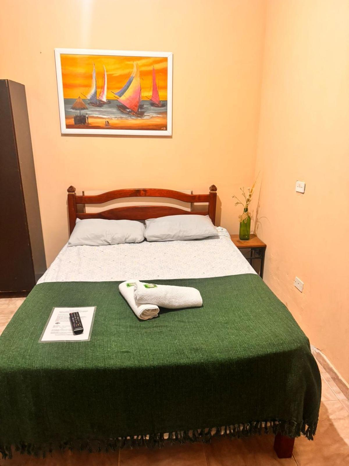 Hospedaria Solar 2 Apartment Ilhabela Luaran gambar